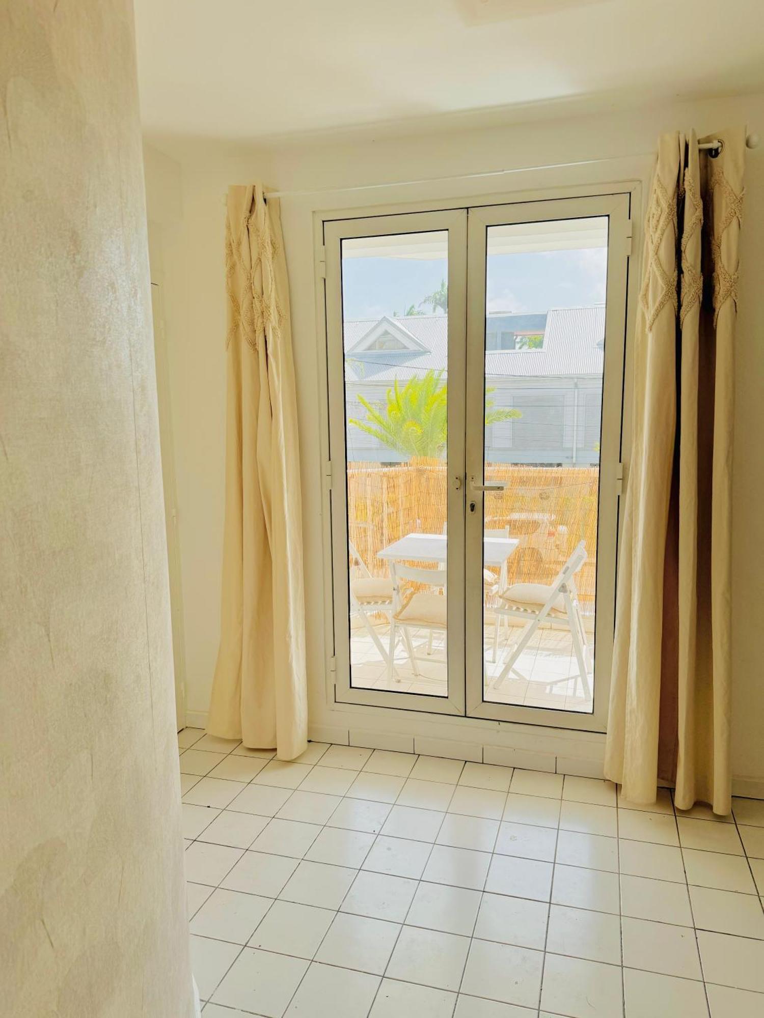 Les Amandines - Centre Anne Appartement *